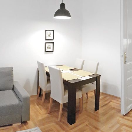 Luxury New Apartment With Gallery At Dob Street Nearby Gozsdu Court Budapest Exterior foto