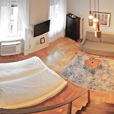 Luxury New Apartment With Gallery At Dob Street Nearby Gozsdu Court Budapest Exterior foto