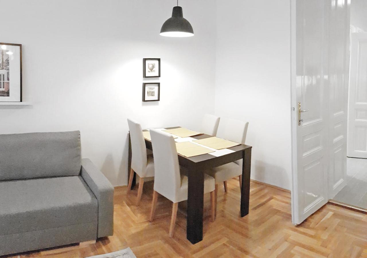 Luxury New Apartment With Gallery At Dob Street Nearby Gozsdu Court Budapest Exterior foto