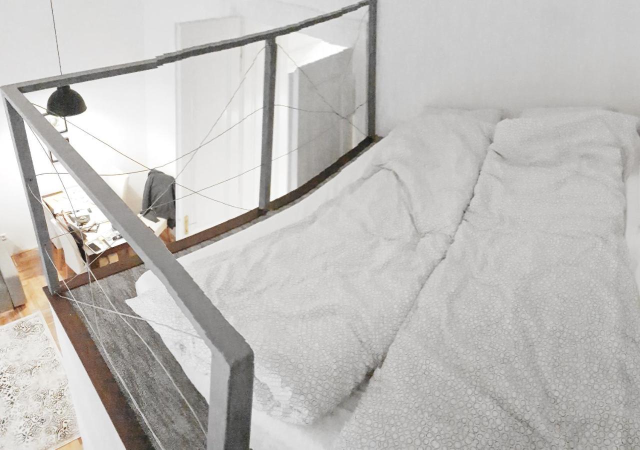 Luxury New Apartment With Gallery At Dob Street Nearby Gozsdu Court Budapest Exterior foto
